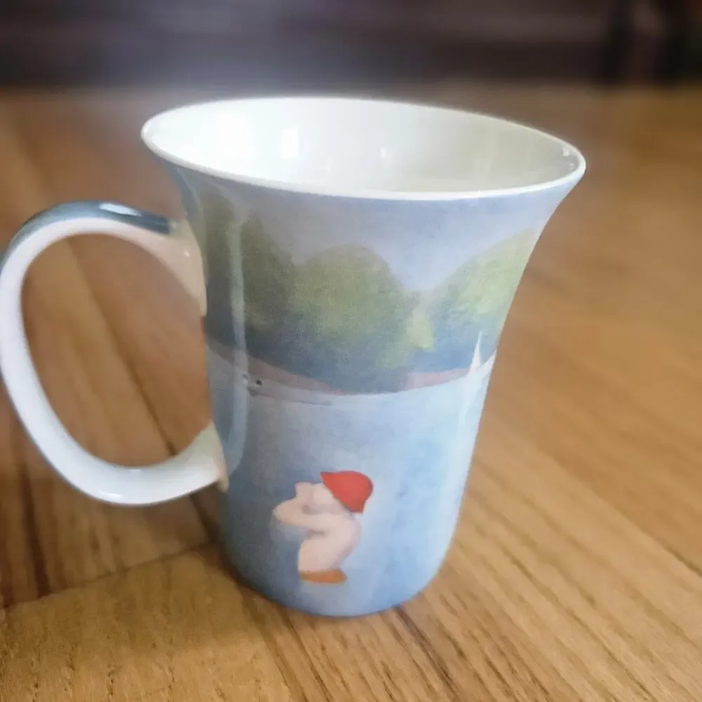 McIntosh Bone China Post Impressionist Georges Seurat Bathers At Asnieres Mug